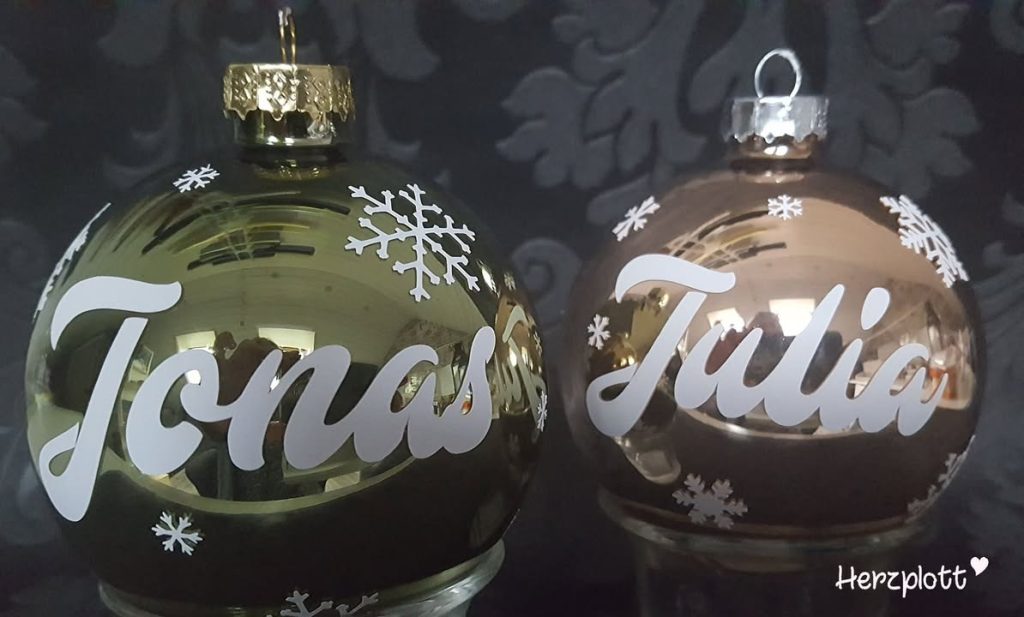 Bild zum Beitrag „Personalisierte Weihnachtskugeln“