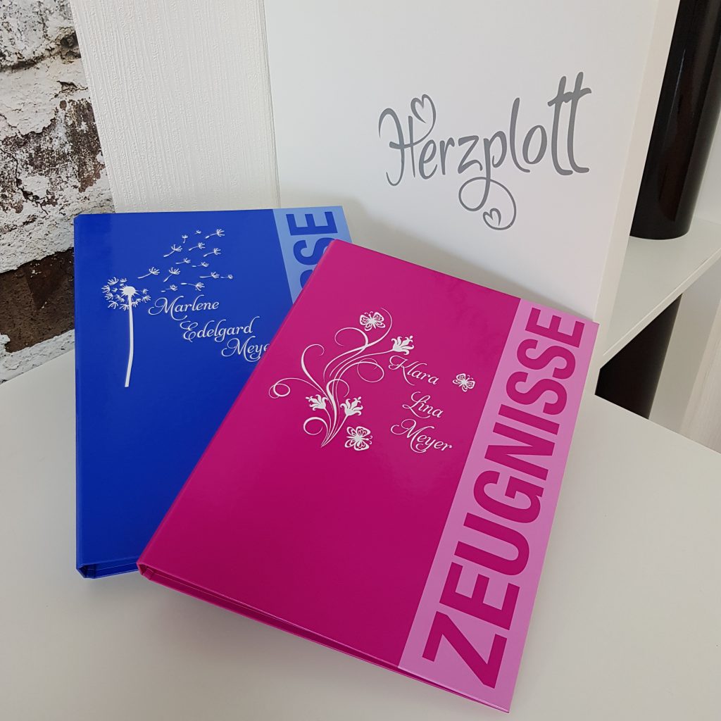 Bild zum Beitrag „Zeugnismappen“