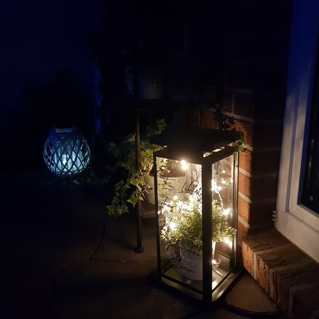 Bild zum Beitrag „Gartenlaterne“