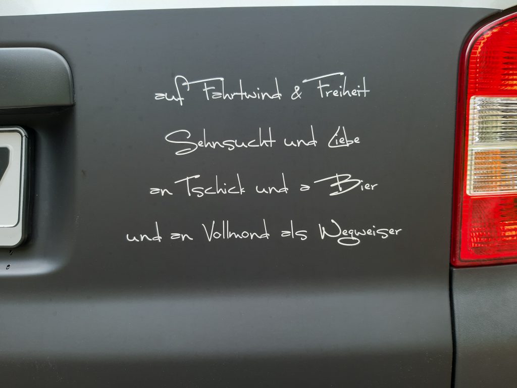 Bild zum Beitrag „an Tschick und a Bier“