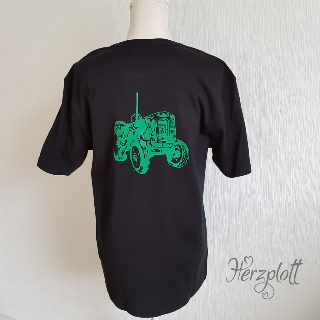 Bild zum Beitrag „Trecker fahren“