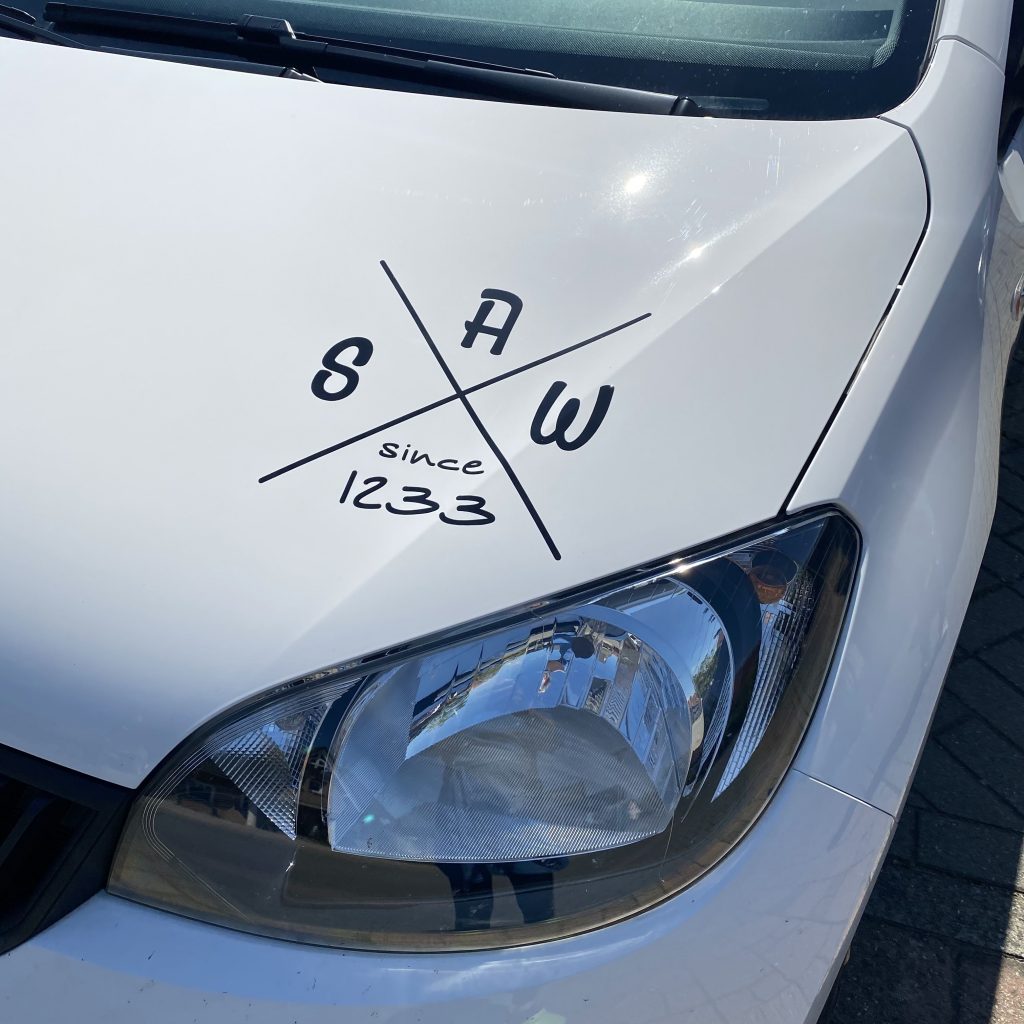 Bild zum Beitrag „Kreuzbuchstaben Since“