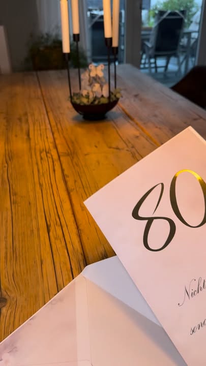 Bild zur Arbeit „80 Jahre voller Erinnerungen“
